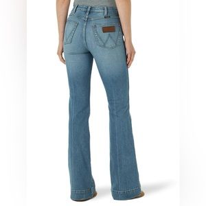 Women's Wrangler Retro Green Jean High Rise Trouser NWT 27x23